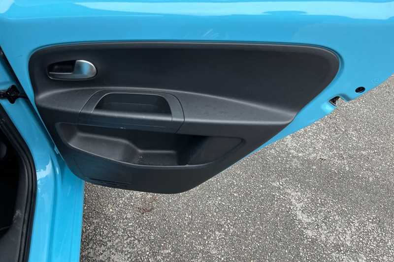 Used Volkswagen up! for sale - 77146070: Photo 43