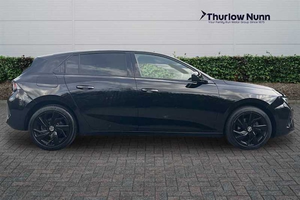 Used Vauxhall Astra 2023 for sale - 76261966: Photo 2