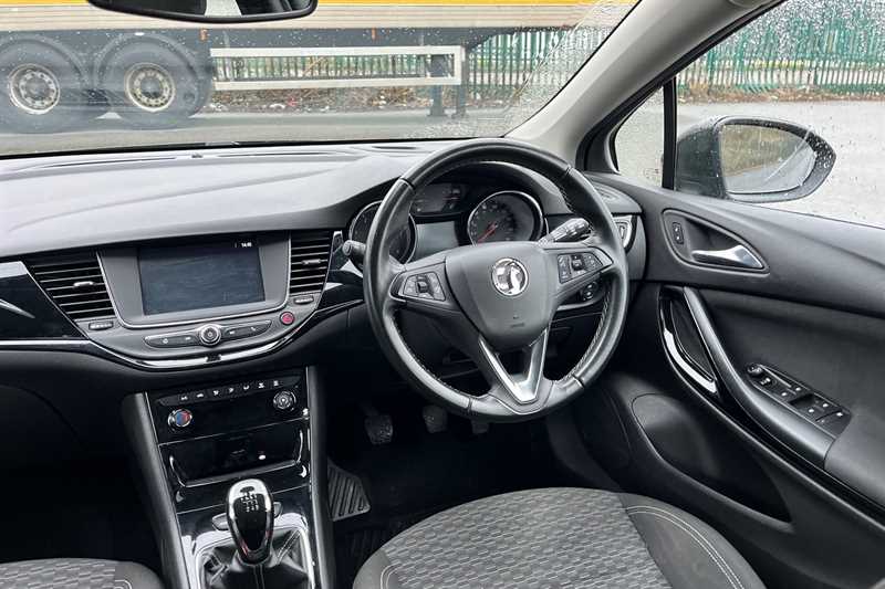 Used Vauxhall Astra 2017 for sale - 77428396: Photo 11