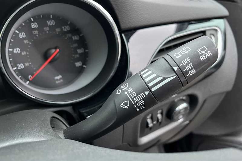 Used Vauxhall Astra 2017 for sale - 77428396: Photo 28