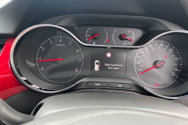 Used Vauxhall Crossland 2023 for sale - 78187202: Photo 20