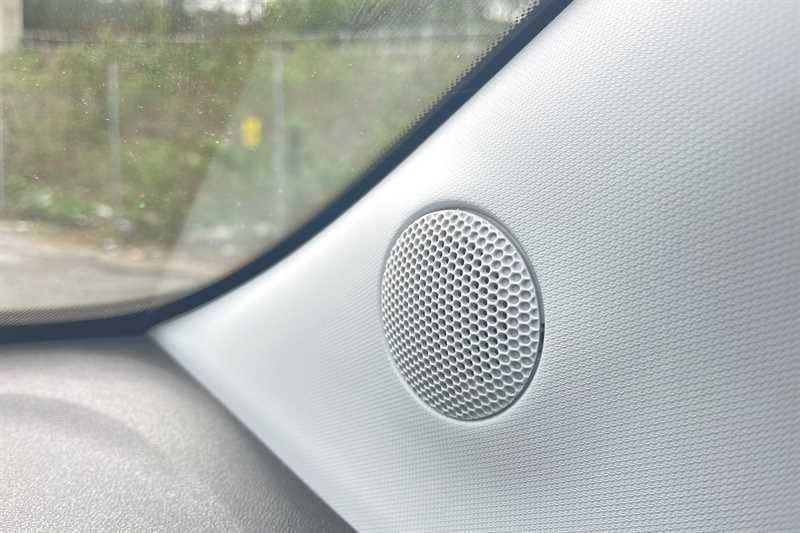 Used Vauxhall Crossland 2023 for sale - 78187202: Photo 28