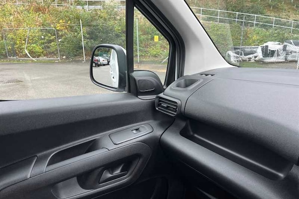 Used Vauxhall Combo 2020 for sale - 76297691: Photo 40