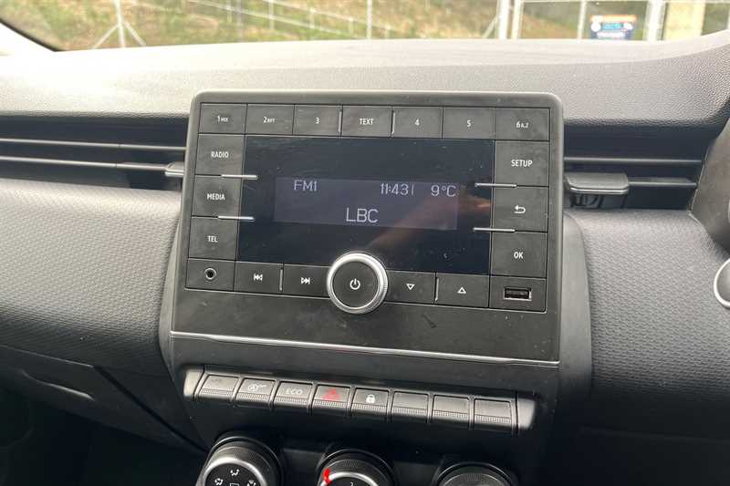 Used Renault Clio 2021 for sale - 78103341: Photo 17