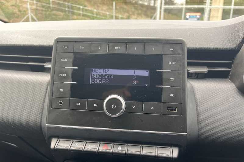 Used Renault Clio 2021 for sale - 78103341: Photo 19