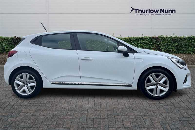 Used Renault Clio 2021 for sale - 78103341: Photo 2