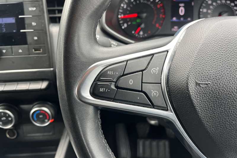 Used Renault Clio 2021 for sale - 78103341: Photo 21