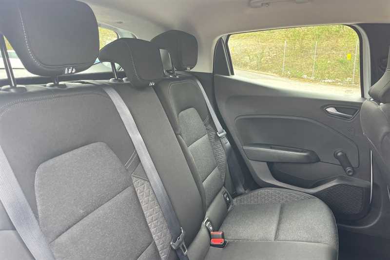 Used Renault Clio 2021 for sale - 78103341: Photo 23