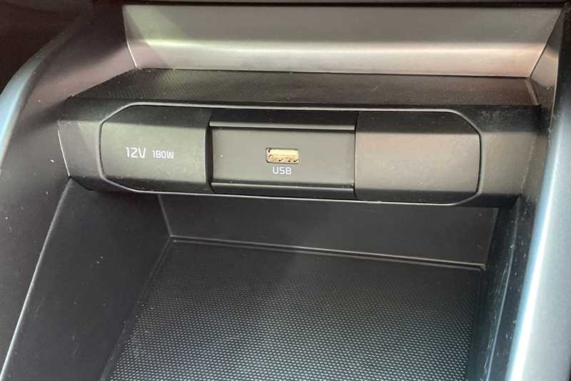 Used Kia Stonic 2022 for sale - 76140617: Photo 26