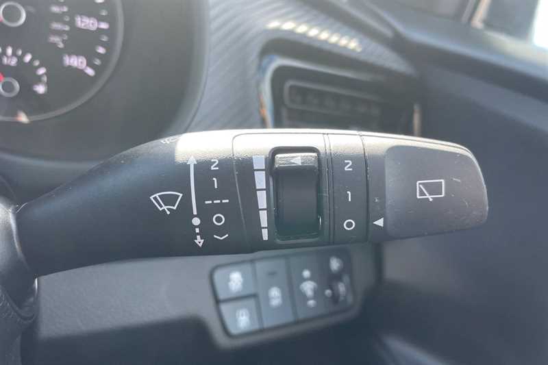 Used Kia Stonic 2022 for sale - 76140617: Photo 28