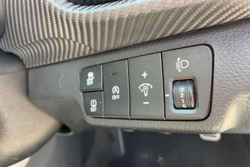 Used Kia Stonic 2022 for sale - 76140617: Photo 42