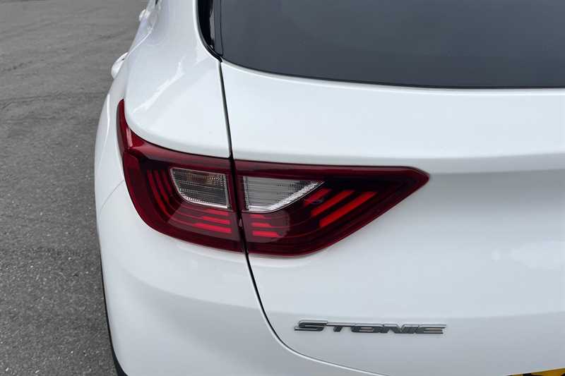 Used Kia Stonic 2022 for sale - 76140617: Photo 46
