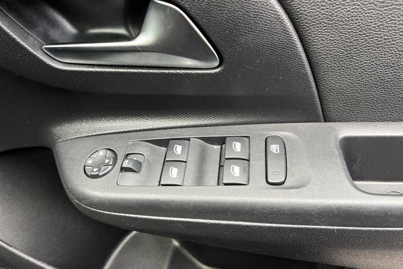 Used Vauxhall Corsa 2023 for sale - 77146837: Photo 16