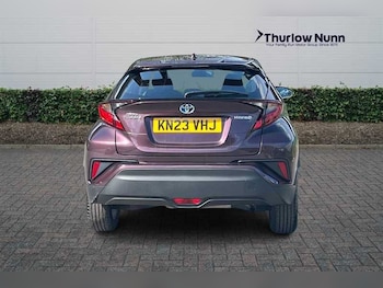 Used Toyota C-HR 2023 for sale - 78799262: Photo