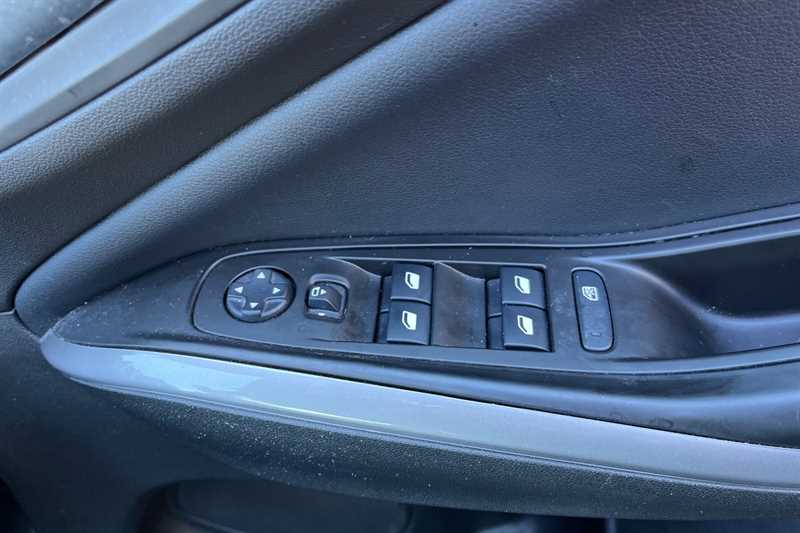 Used Vauxhall Grandland 2022 for sale - 77972057: Photo 16