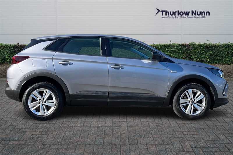 Used Vauxhall Grandland 2022 for sale - 77972057: Photo 2