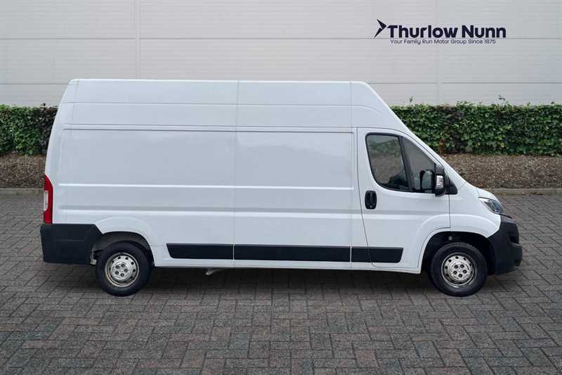 Used Vauxhall Movano 2023 for sale - 77471635: Photo 2