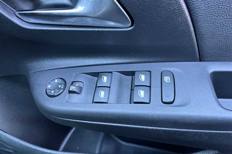 Used Vauxhall Corsa 2022 for sale - 76204102: Photo 16