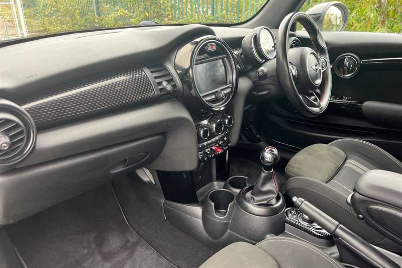 Used MINI Hatch 2019 for sale - 76315882: Photo 13