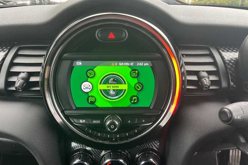 Used MINI Hatch 2019 for sale - 76315882: Photo 17