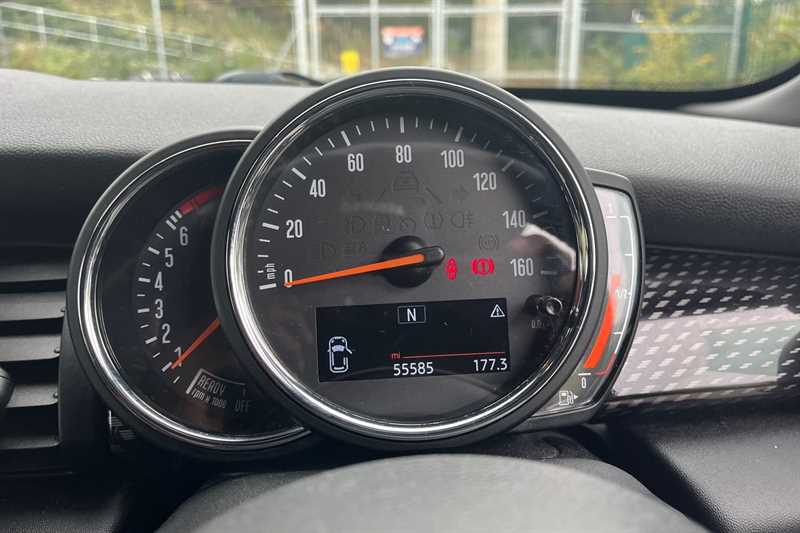 Used MINI Hatch 2019 for sale - 76315882: Photo 20