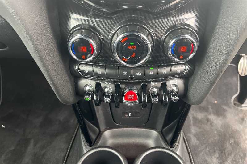 Used MINI Hatch 2019 for sale - 76315882: Photo 38