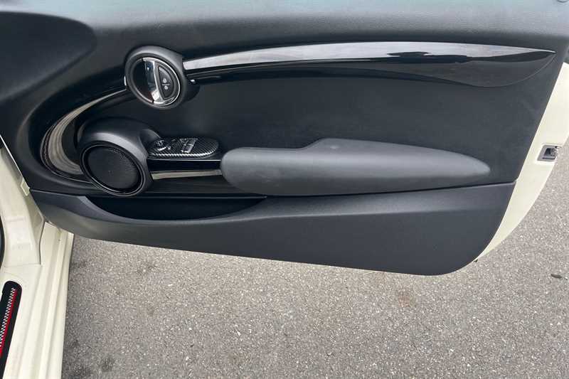 Used MINI Hatch 2019 for sale - 76315882: Photo 42