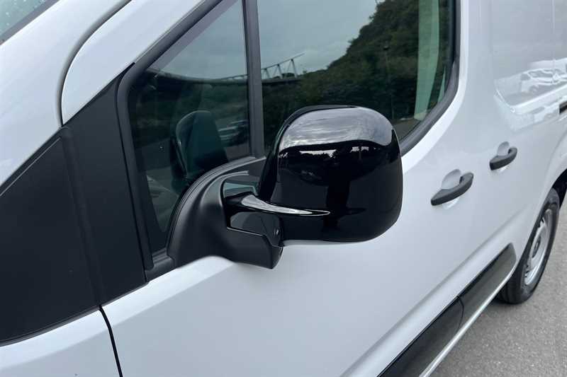Used Vauxhall Combo Electric 2025 for sale - 76168976: Photo 56