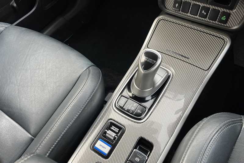 Used Mitsubishi Outlander 2020 for sale - 76754847: Photo 14