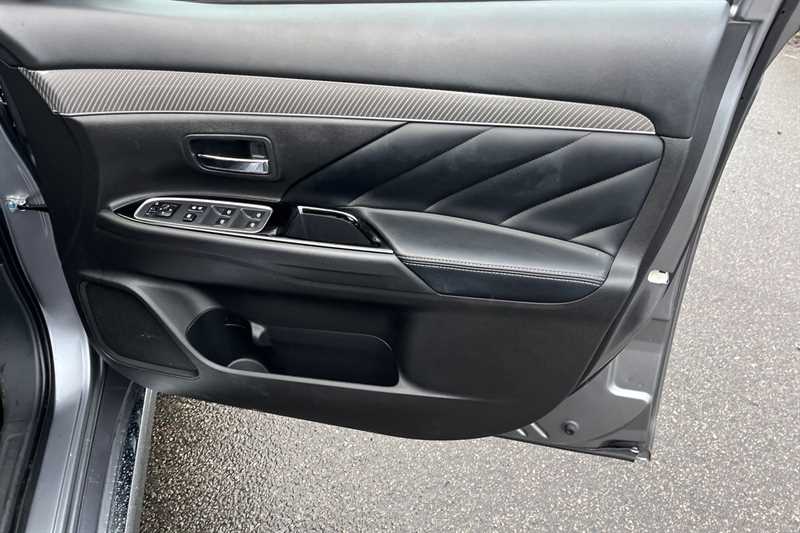 Used Mitsubishi Outlander 2020 for sale - 76754847: Photo 41