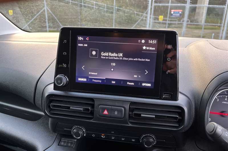 Used Vauxhall Combo Life 2021 for sale - 76937718: Photo 17