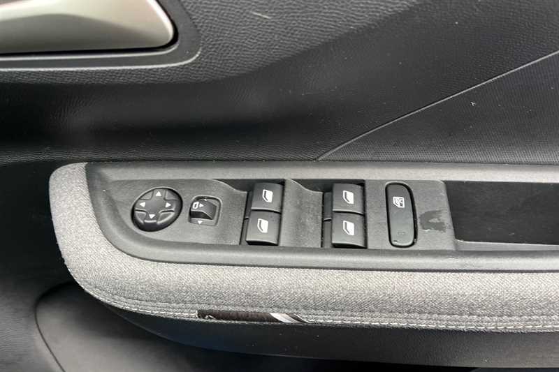 Used Vauxhall Frontera 2025 for sale - 77513125: Photo 16