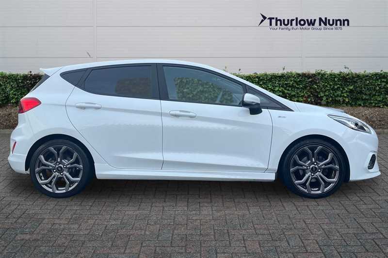 Used Ford Fiesta 2018 for sale - 76875301: Photo 2