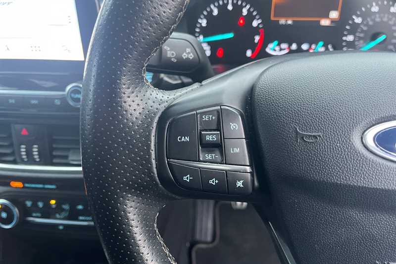 Used Ford Fiesta 2018 for sale - 76875301: Photo 21