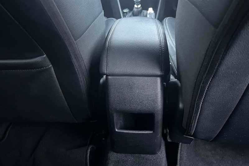 Used Ford Fiesta 2018 for sale - 76875301: Photo 44