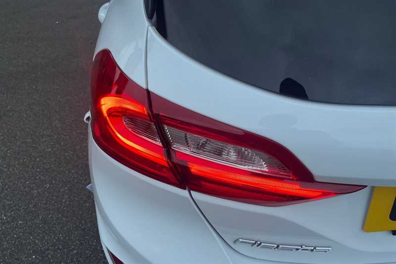 Used Ford Fiesta 2018 for sale - 76875301: Photo 46