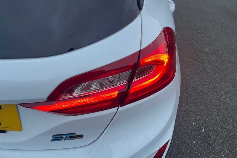 Used Ford Fiesta 2018 for sale - 76875301: Photo 48