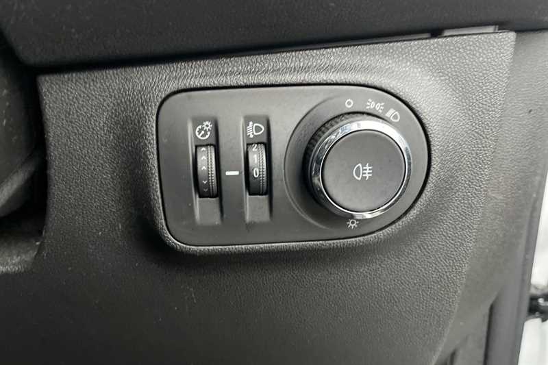 Used Vauxhall Corsa 2018 for sale - 77146662: Photo 30