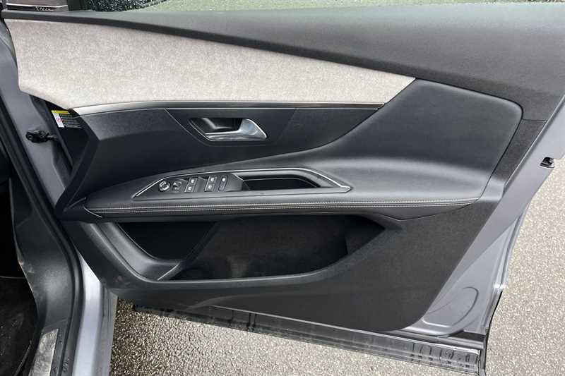 Used Peugeot 3008 2022 for sale - 77146887: Photo 42