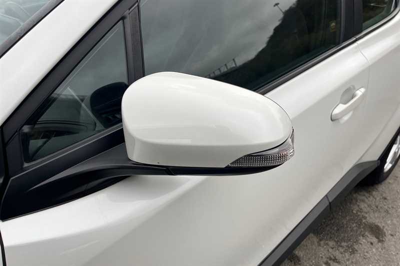 Used Toyota C-HR 2022 for sale - 77146042: Photo 58