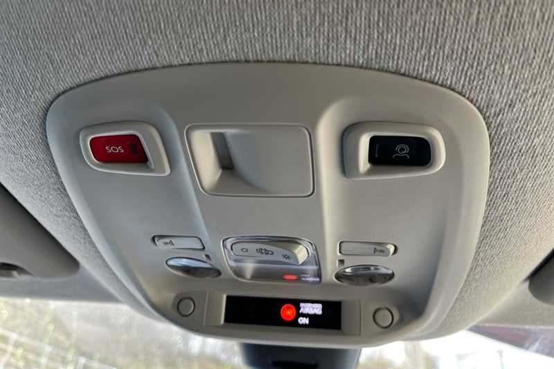 Vehicle 33