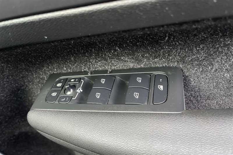 Used Volvo XC40 2020 for sale - 77146816: Photo 16