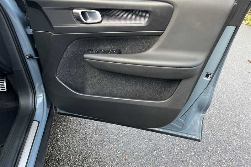 Used Volvo XC40 2020 for sale - 77146816: Photo 41