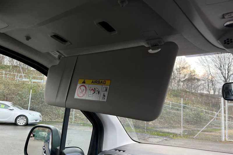 Used Vauxhall Combo Life 2021 for sale - 77232568: Photo 32