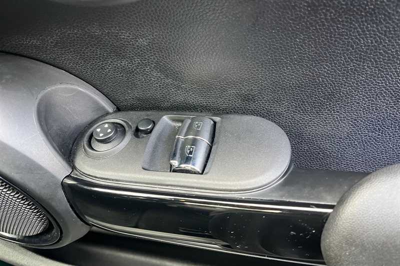 Used MINI Hatch 2016 for sale - 77293643: Photo 16