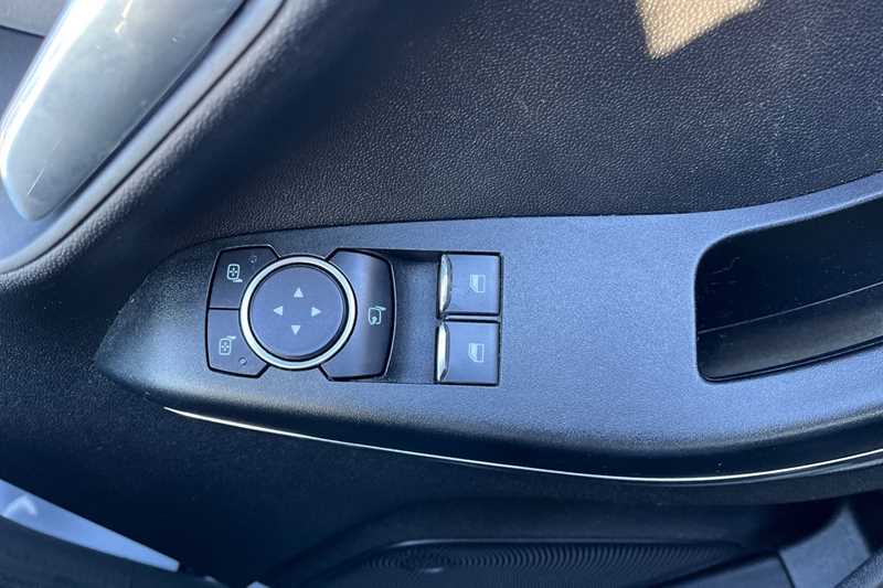 Used Ford Fiesta 2018 for sale - 77146938: Photo 16