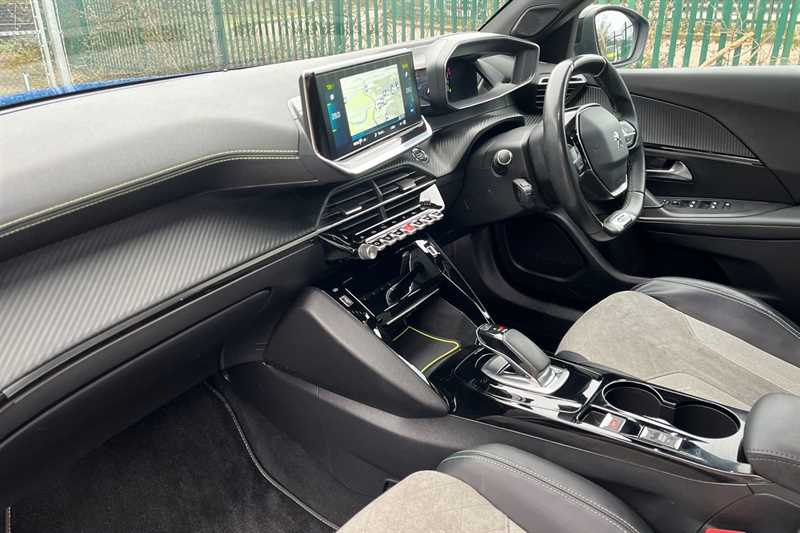 Used Peugeot E-2008 2021 for sale - 77627727: Photo 13