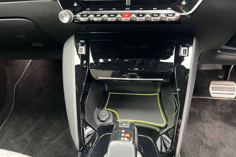 Used Peugeot E-2008 2021 for sale - 77627727: Photo 15