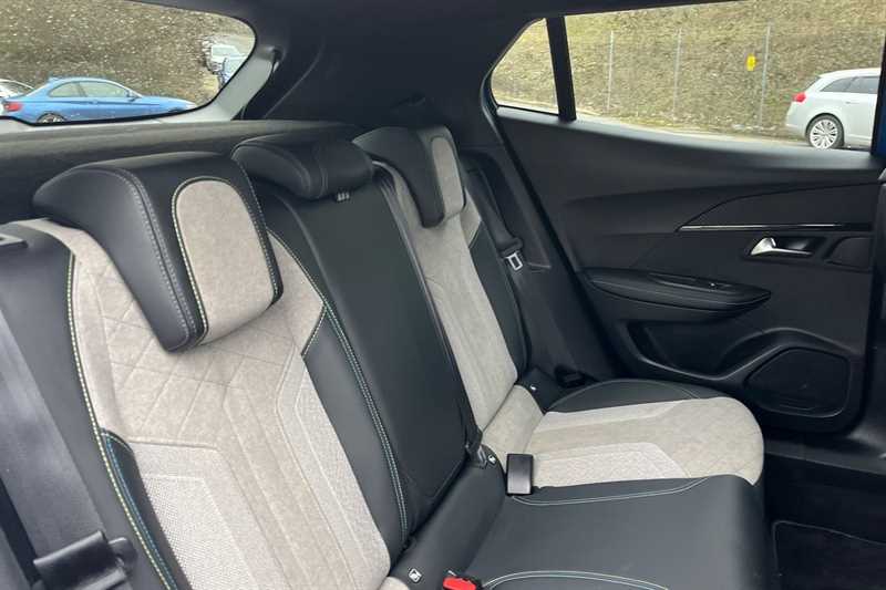 Used Peugeot E-2008 2021 for sale - 77627727: Photo 23