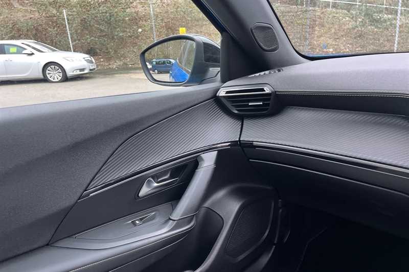 Used Peugeot E-2008 2021 for sale - 77627727: Photo 41